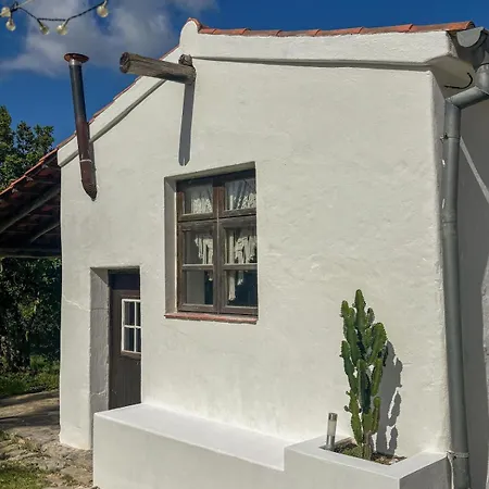 One-of-a-kind Seminar House Hébergement de vacances Aljezur